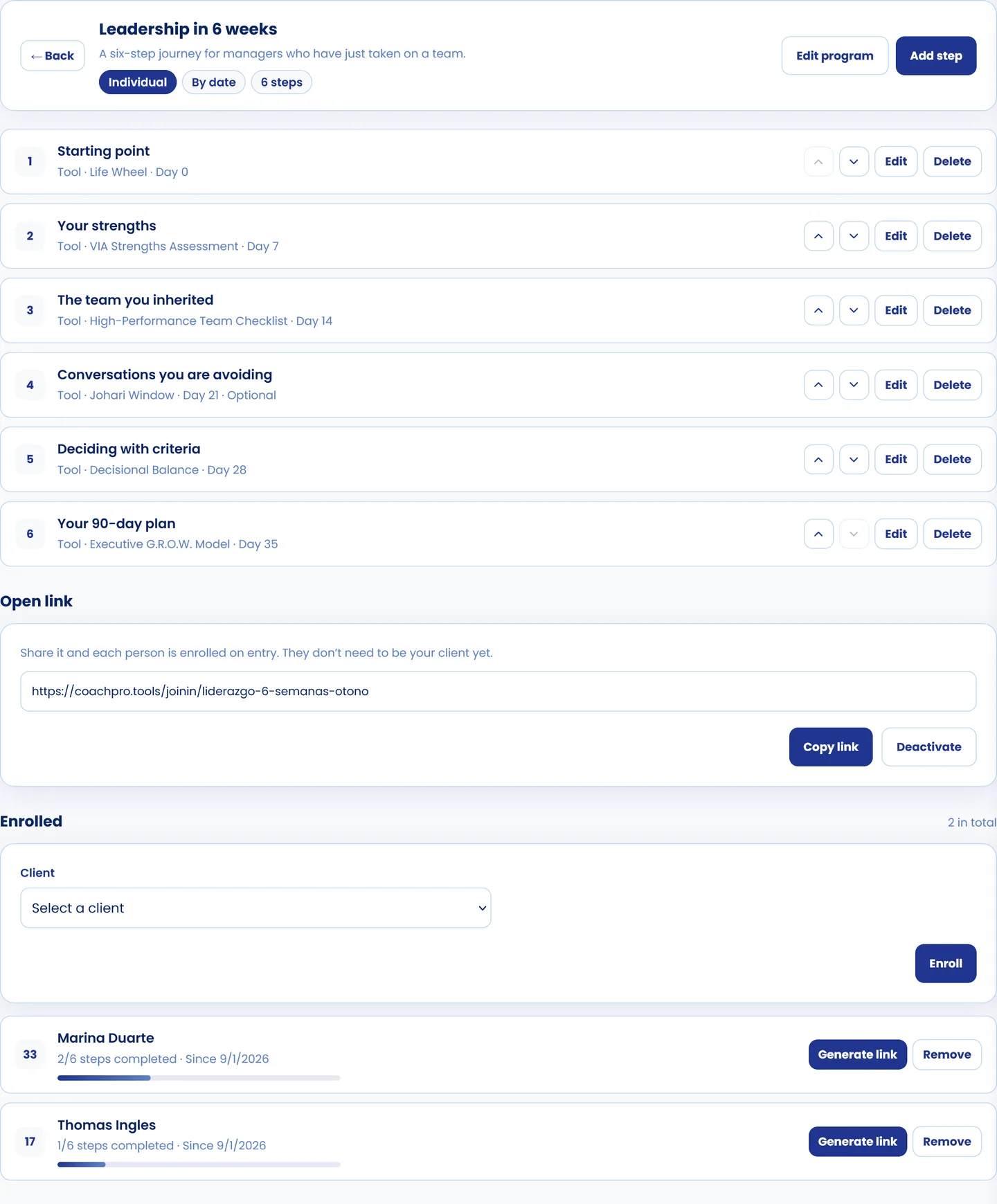 Detail of a coaching program in CoachPro Tools: six steps with their tool and unlock day, the open link and the enrolled clients with their progress